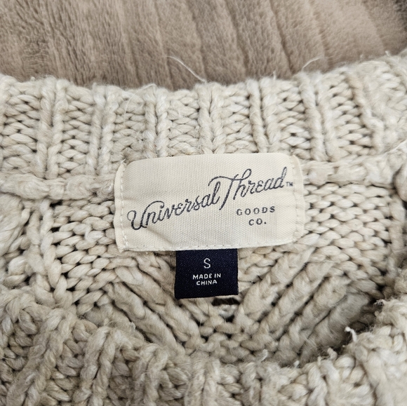 Universal Thread Cable Knit Sweater - Picture 2 of 5